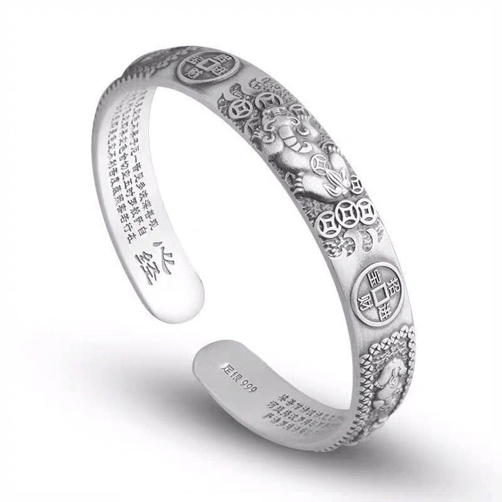 Armband Kupfer Herzsutra Wohlstand silber graviert elegant getragen