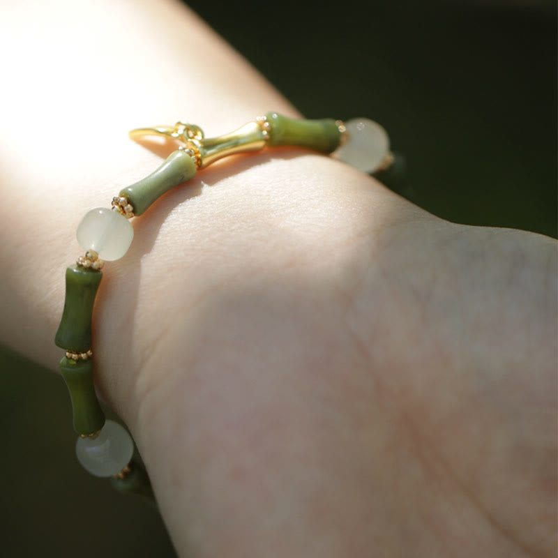 Armband Jade Bambus – Wohlstand grüne Bambusteile Mondstein elegant Handgelenk