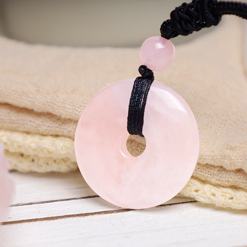 Rosenquarz Jade Münze Kette mit schwarzem Seidenfaden Anhänger