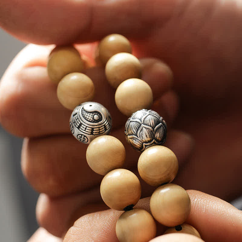 Armband Zinnober Yin Yang – Glück & Wohlstand mit Naturstein Perlen.