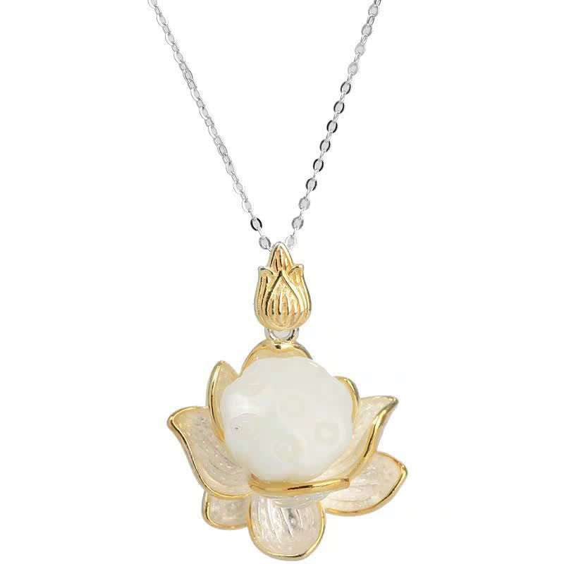 Kette Weiße Jade Lotus Glück Goldakzent Silberkette