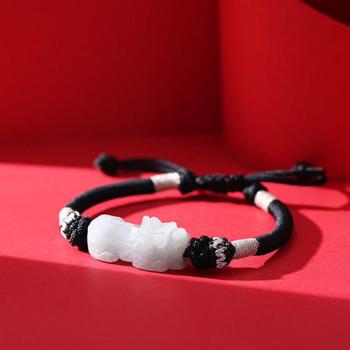 Armband Jade Pixiu Glück Wohlstand weißer Stein schwarze Schnur elastisch