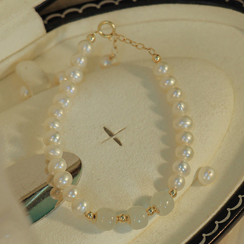 Armband Weiße Jade Cyan Jade Perlen goldene Akzente Anhänger
