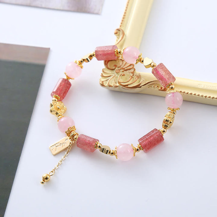 Armband Erdbeerquarz Kristall rosa goldene Perlen Naturstein elegant