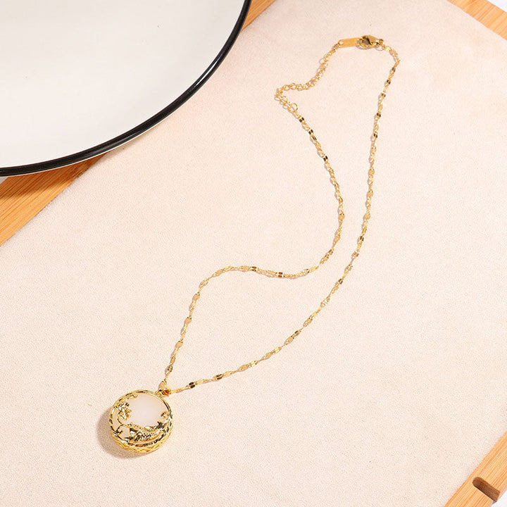 Goldene Kette Jade Koi Lotus Anhänger rundes Design Schmuck
