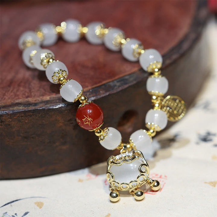 Armband Fu-Zeichen – Segen mit Jade und rotem Achat Perlen Gold.
