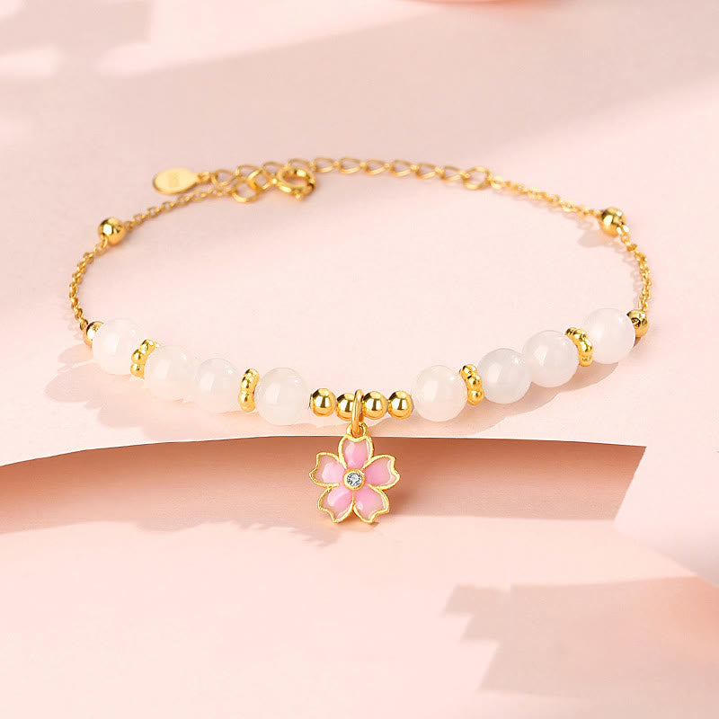 Armband 925 Silber Weiße Jade Blütenanhänger Goldkette elegant getragen