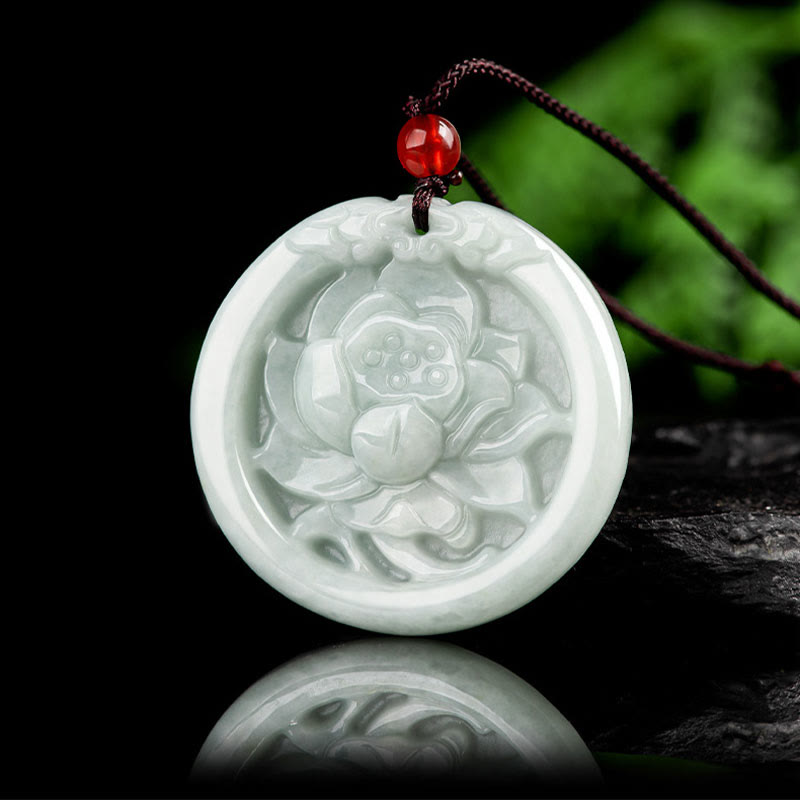 Jade Anhänger Lotus Blume Kette