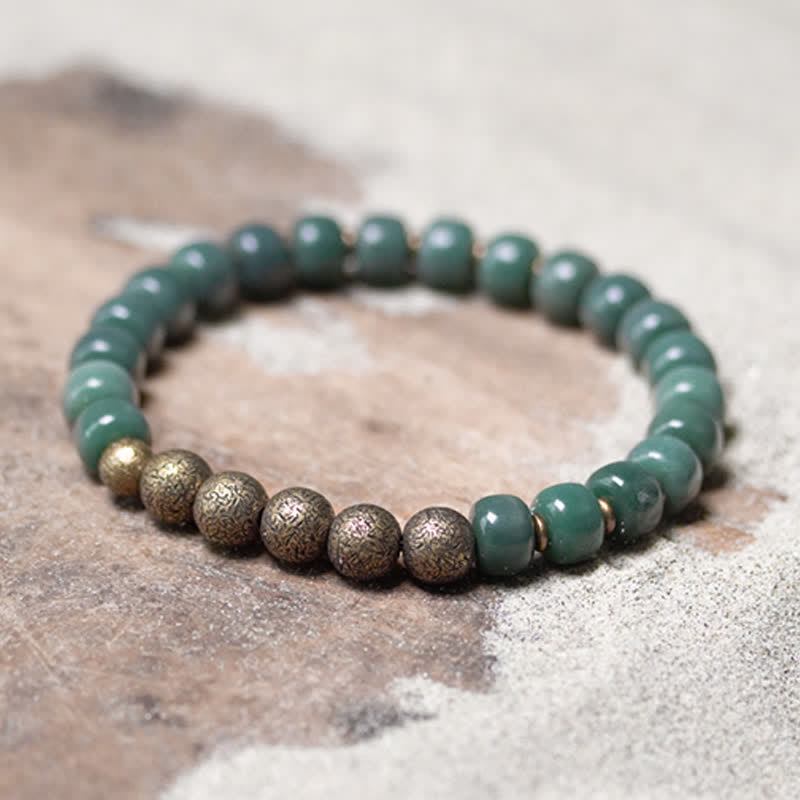 Grünes Bodhi Armband mit Kupferperlen Naturstein elegant