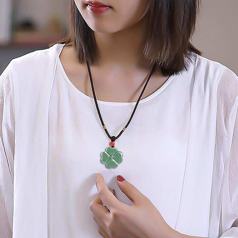 Jade Kleeblatt Anhänger Kette Natur grün