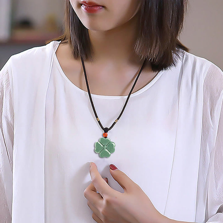 Jade Kleeblatt Anhänger Kette Natur grün