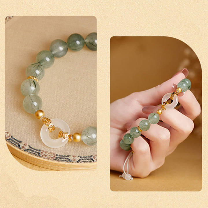 Armband 925 Silber Chalcedon Frieden Mut grüne Perlen Handgelenk Detail