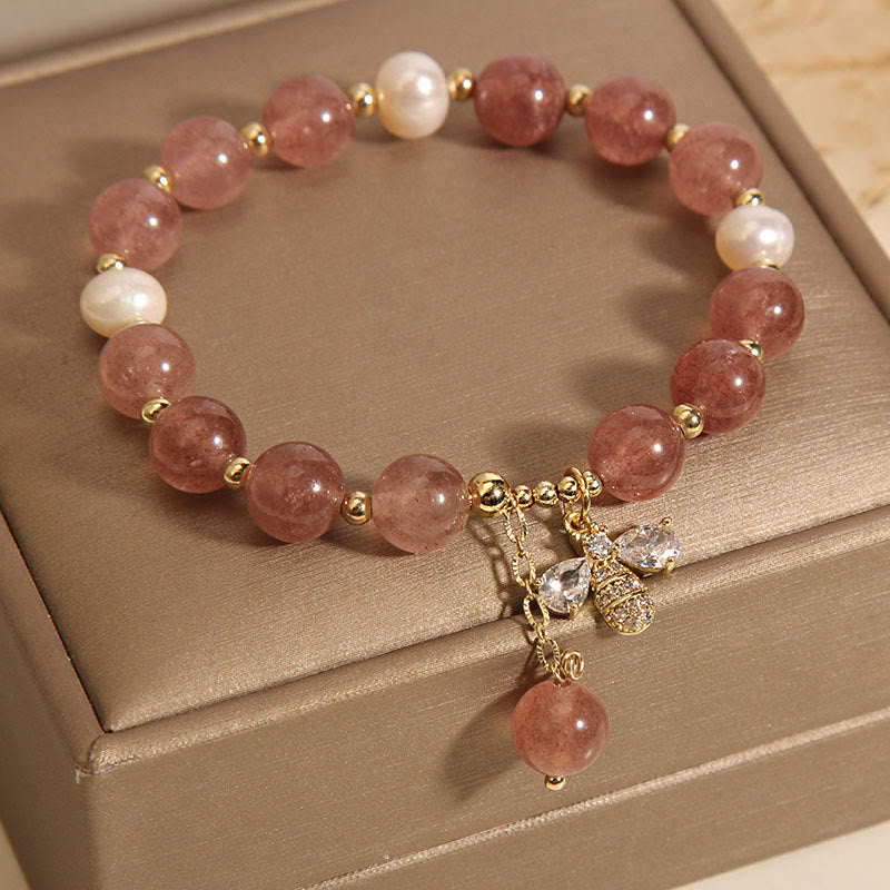 Armband Erdbeerquarz Perle gold Charm elegant Naturstein rosa