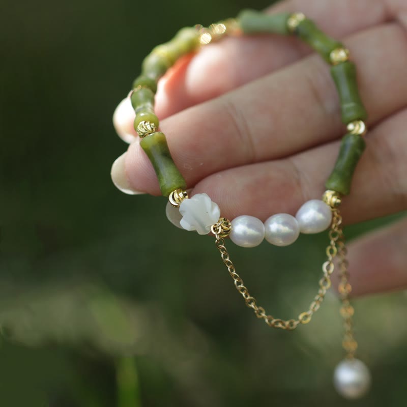 Armband Jade Bambus Wohlstand mit Perlen grüner Naturstein elegant.
