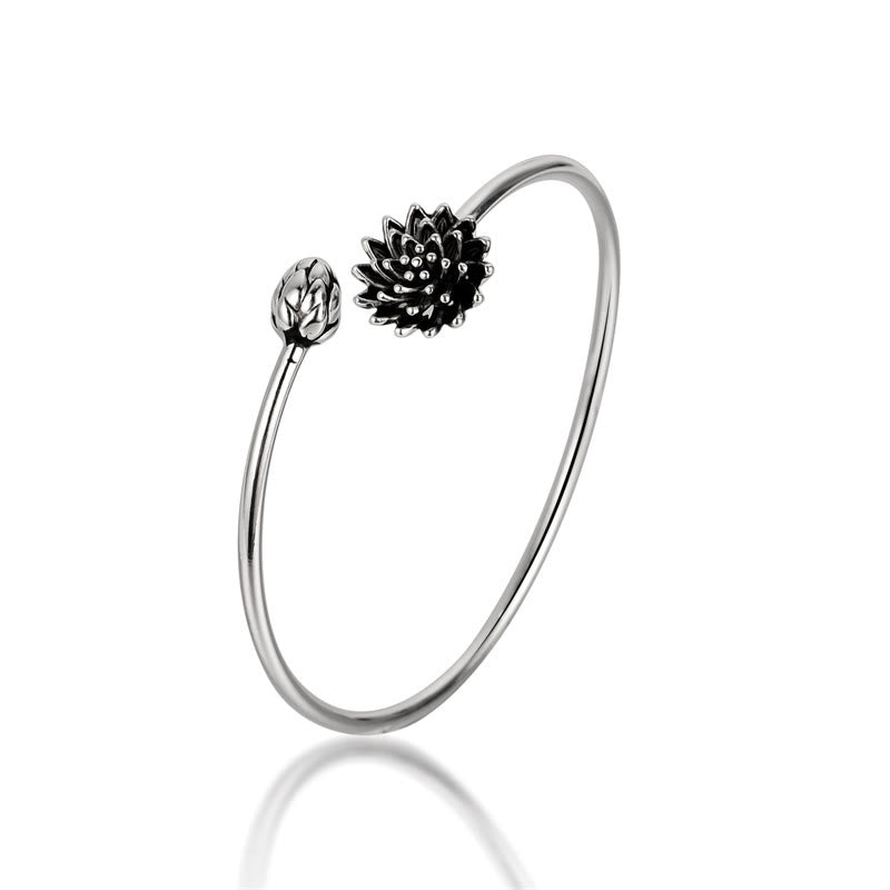Silbernes Armband Kupfer Lotus Blüte Blume elegantes Design.