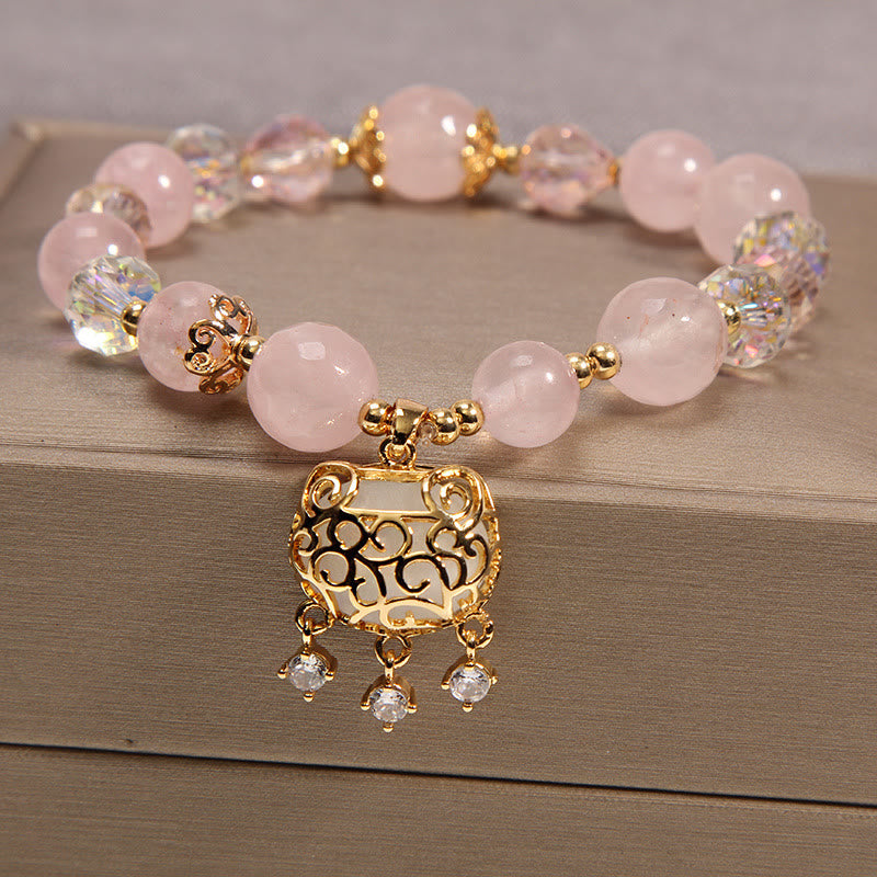 Rosenquarz Armband Kristall – Schutz mit goldenem Anhänger elegant