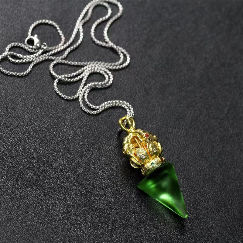 Kette Liuli-Kristall Vajra Lotus Tibet Stärke grün Anhänger