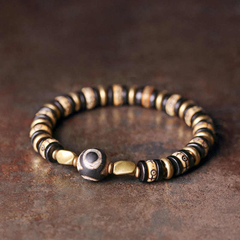Armband Ebenholz – Stärke & Energie mit Metallperlen elegant gestylt