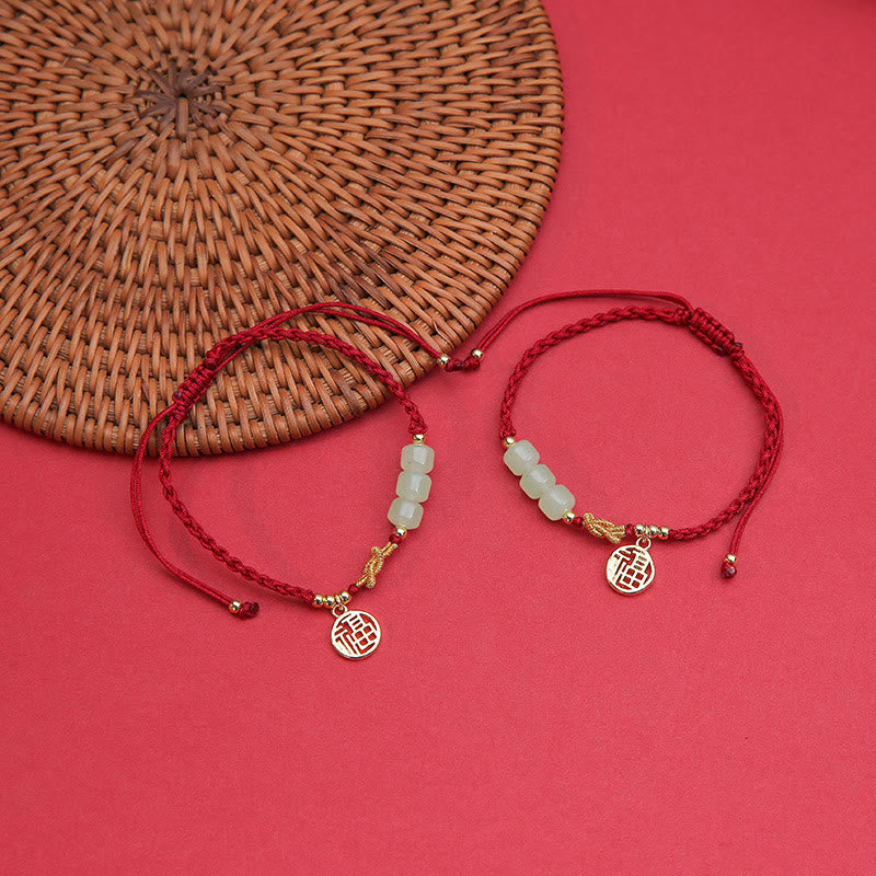 Rotes Armband Jade Fu-Zeichen – Glück & Balance mit grünen Steinen Charm