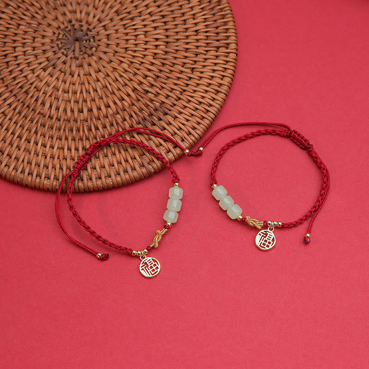 Rotes Armband Jade Fu-Zeichen – Glück & Balance mit grünen Steinen Charm