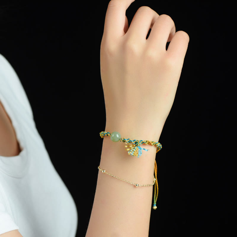 Jade Armband Glück Fülle Stärke grüne Perlen goldene Verzierungen Handgelenk