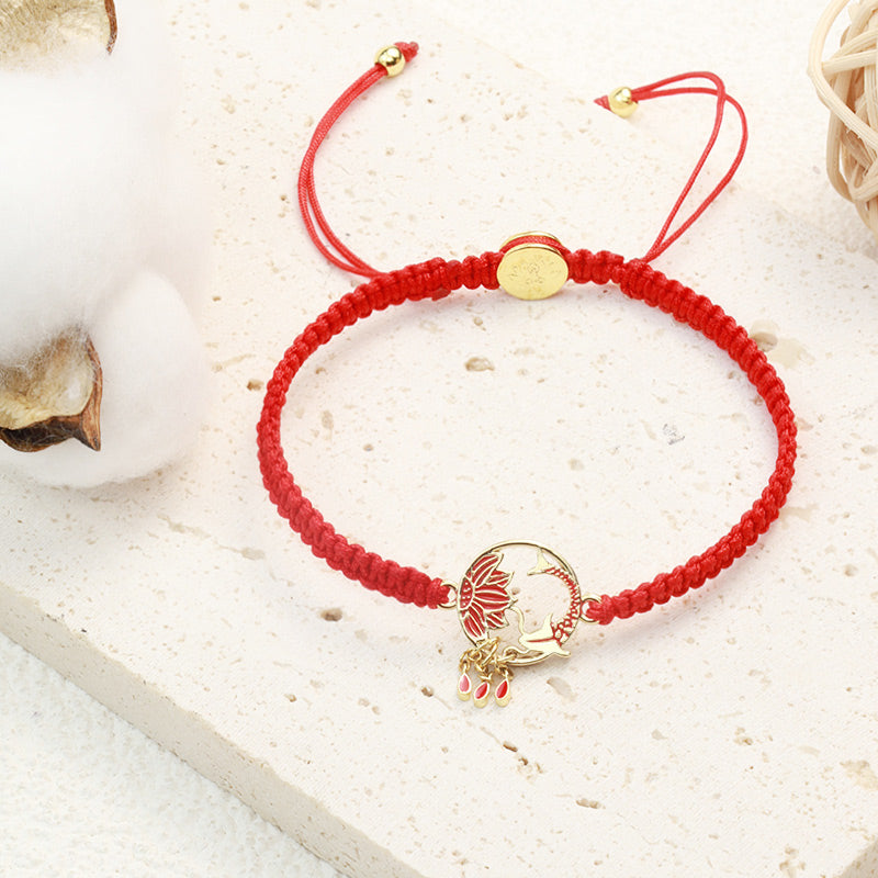 Rotes Armband Koi Fisch – Glück elastisch Golddetails Makramee