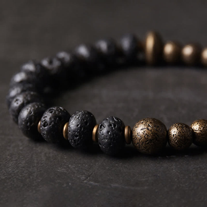 Schwarzes Armband Kupfer – Balance & Balance Naturstein elegantly arranged.