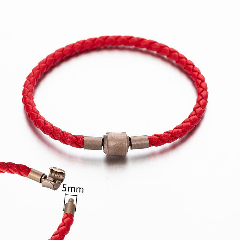 Rotes geflochtenes Lederarmband mit Metallverschluss Größenvergleich Vintage