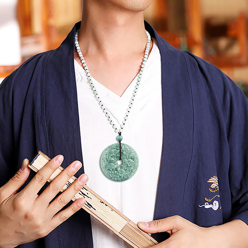 Jadeit Anhänger Kette Getragen Schmuck Drachen