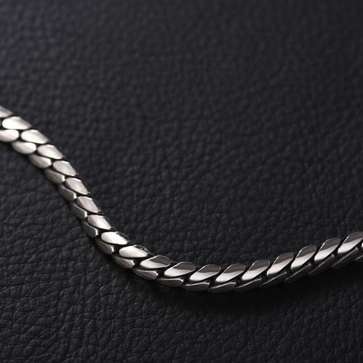 Silbernes Kupfer Armband Stärke Energie elegantes Design Handgelenk
