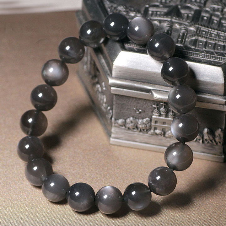 Mondstein Armband mit glänzenden Perlen elegante Schmuckstück Naturstein