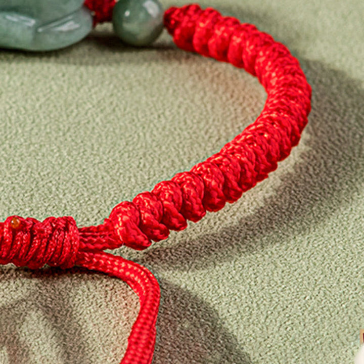 Rotes Armband Jade Pixiu – Schutz elastisch geflochten Naturstein Glück