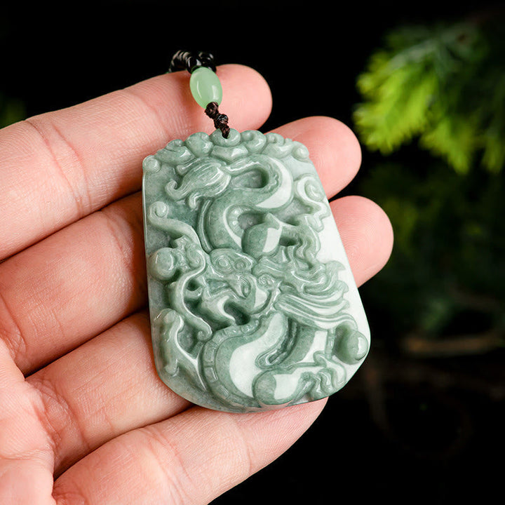 Jade Anhänger Drache Talisman Schutz Kraft