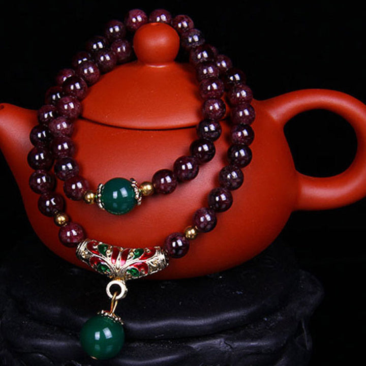 Armband Granat mit grünem Stein elegantes Schmuckstück Segen
