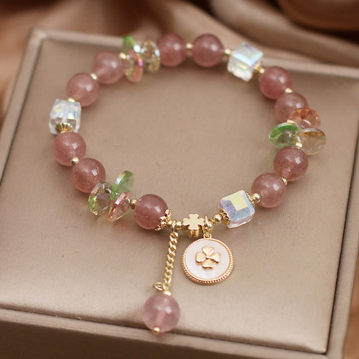 Armband Erdbeerquarz Kleeblatt Glück Heilung rosé Perlen elegant.