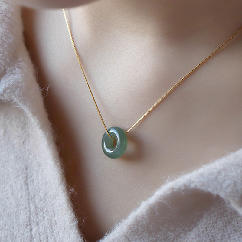 Jade Frieden Halskette grüner Stein Glück Wohlstand Heilstein elegant