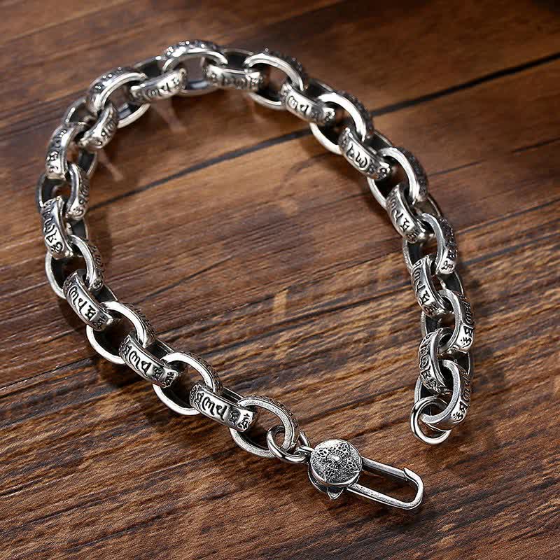Armband 925 Silber Om Mani Padme Hum Kette Holzuntergrund Detailaufnahme