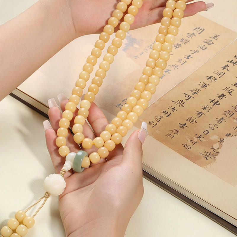 Bodhi Lotus Armband Frieden Harmonie Naturstein elastisch Handgelenk getragen