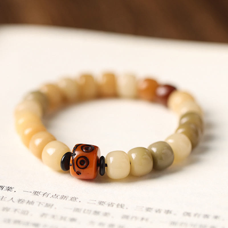 Bodhi Samen Armband mit orangefarbenem Om Mani Padme Hum Anhänger Naturstein