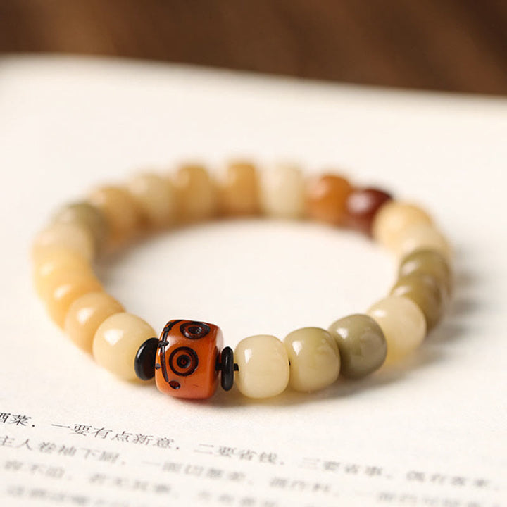 Bodhi Samen Armband mit orangefarbenem Om Mani Padme Hum Anhänger Naturstein