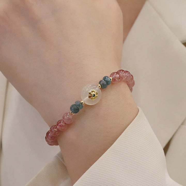 Armband Erdbeerquarz Jade Heilung Naturstein elastisch am Handgelenk getragen