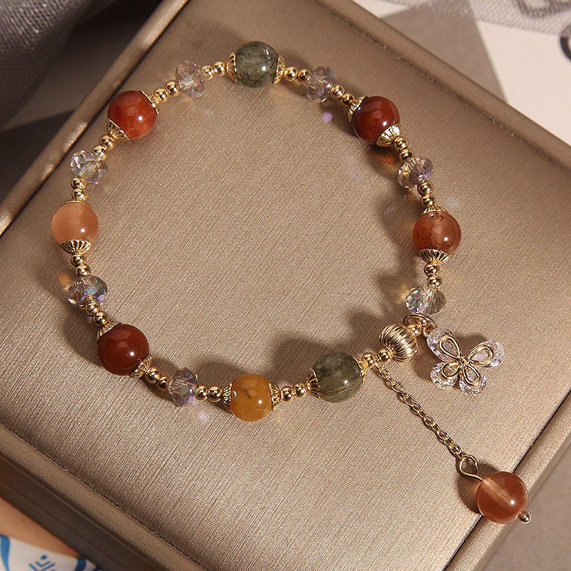 Armband Kristall Schmetterling mit roten Steinen und Schmetterlingsanhänger elegant.