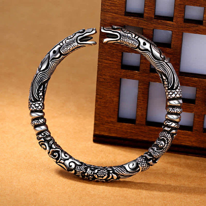 Silbernes Drachen Armband Glück mit detailliertem orientalischem Design