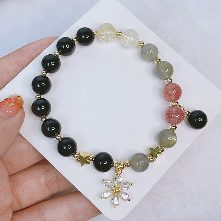 Armband Silber Obsidian Stern Schutz Liebe am Handgelenk getragen