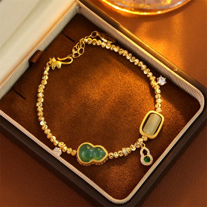 Armband Kupfer Achat Energie mit grünen Jade Anhängern in Schmuckschatulle