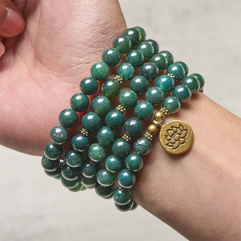 Armband Achat Lotus Heilung Energie grüne Perlen Lotus-Anhänger getragen Handgelenk