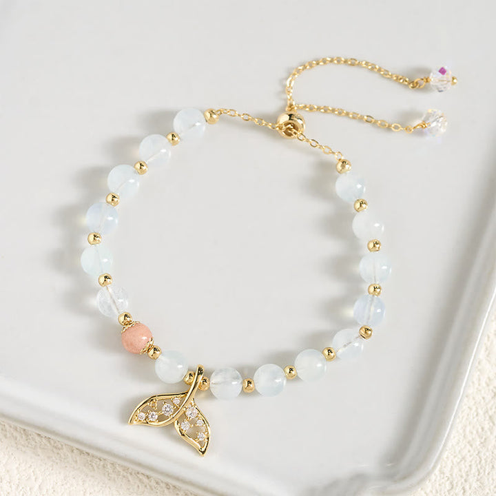 Armband Aquamarin Kupfer Fischschwanz Anhänger zarte Perlen Handgelenk Schmuck