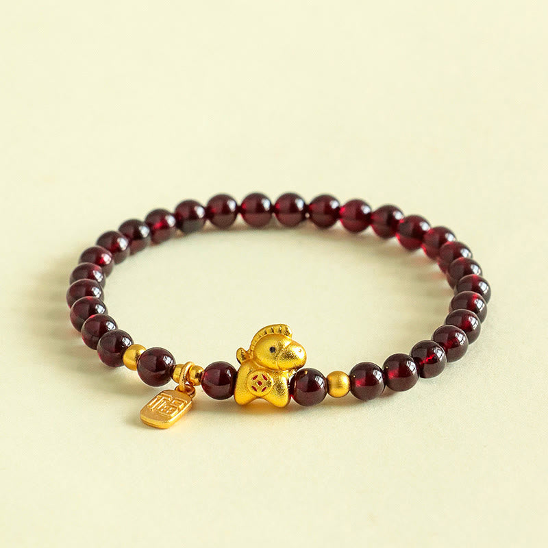 Armband Granat Fu-Zeichen Schutz goldenes Pferd Anhänger rote Perlen Handgelenk