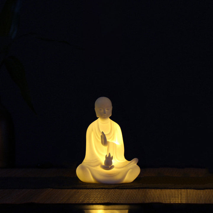Avalokiteshvara Bodhisattva Keramik Statue