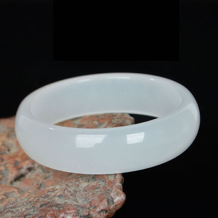 Armband Jade – Glück & Wohlstand & Segen, weißes Naturstein Armband glänzend.
